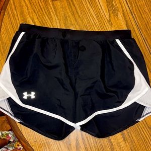 Medium Under Armor loose shorts